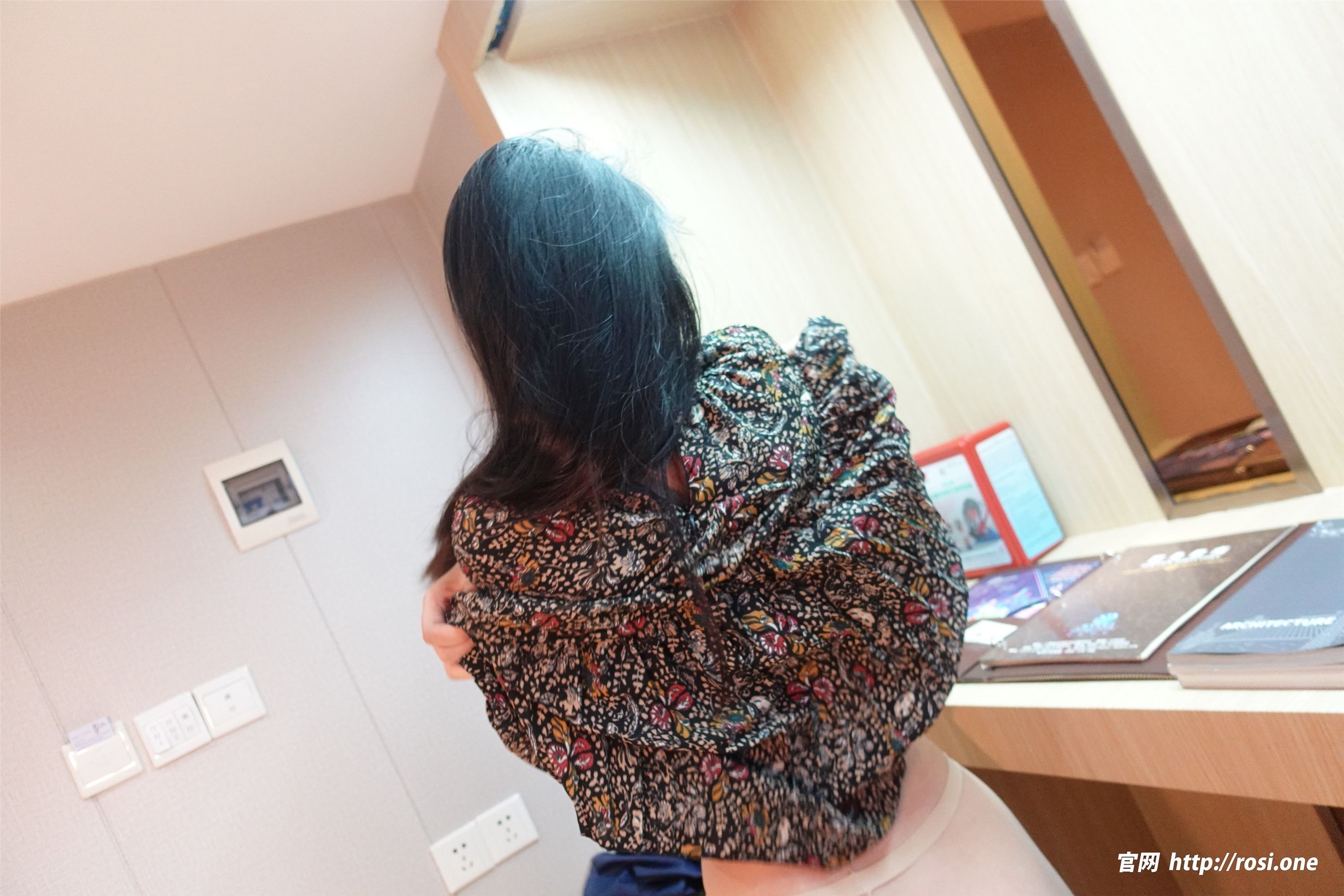 ROSI写真 2023.05.09 NO.4173